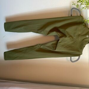 Lululemon leggings size 4 brand new wot